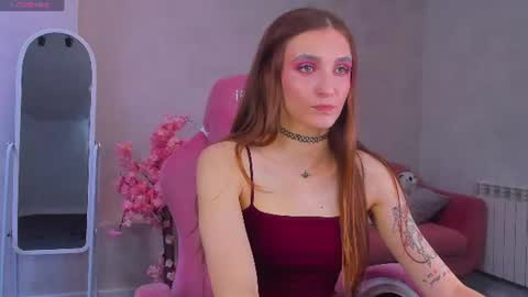 Snapshot of virdjinia_green chatting on 07.18.26 Virdjinia online show from 07.18.26