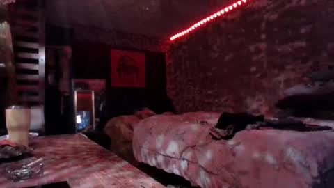 Omoje Ultra Mega online show from 12.14.25