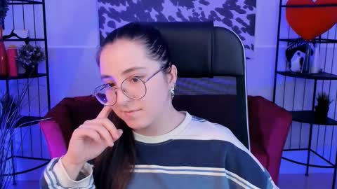 your love online show from 09.25.25