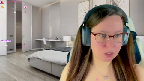 Victoria Romans online show from 04.08.26