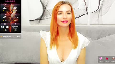 Snapshot of vita_flowen chatting on 12.30.24 Vita online show from 12.30.24