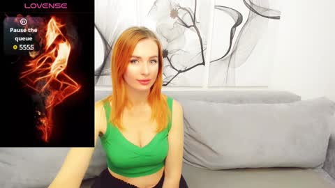 Snapshot of vita_flowen chatting on 01.17.25 Vita online show from 01.17.25