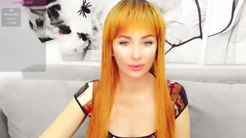 Snapshot of vita_flowen chatting on 11.03.25 Vita online show from 11.03.25