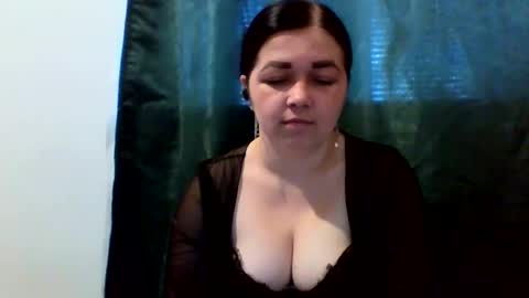 Vitalina282128 online show from 05.17.26