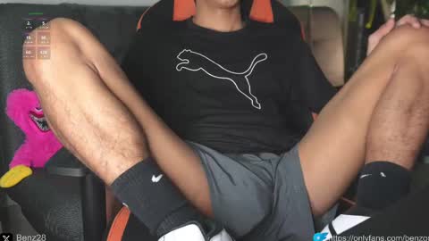 Snapshot of vito_benz chatting on 02.15.25 VITO BENZ online show from 02.15.25