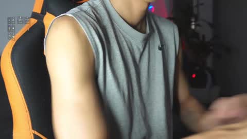 Snapshot of vito_benz chatting on 03.10.25 VITO BENZ online show from 03.10.25