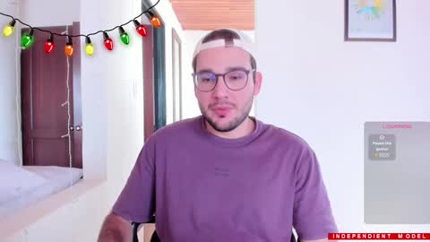 Snapshot of vito_ferrero chatting on 12.02.25 Vito Ferrer online show from 12.02.25