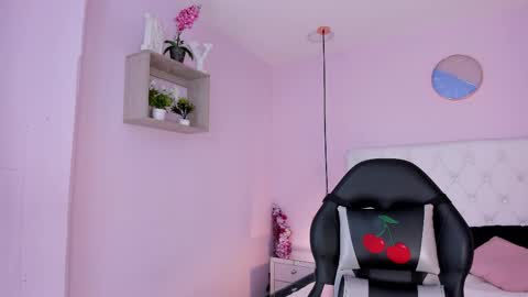 Vivi online show from 11.09.25