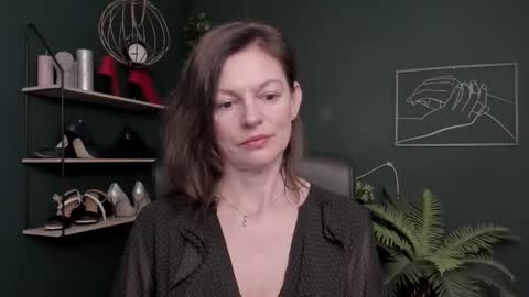 Vivian online show from 11.13.25