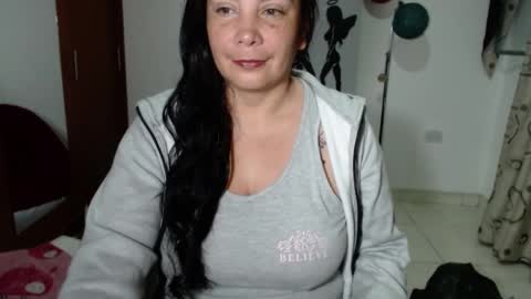 vivian_milf_paint online show from 09.19.25
