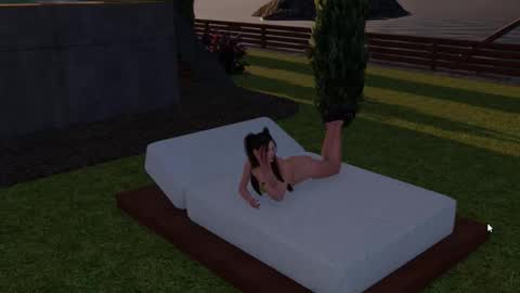 Snapshot of vivian_page chatting on 10.16.25 Aurora online show from 10.16.25