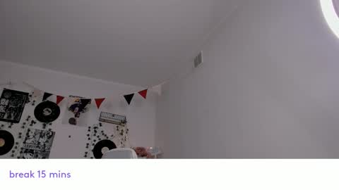 Snapshot of vivian_qwerty chatting on 02.06.25 vivian_qwerty online show from 02.06.25