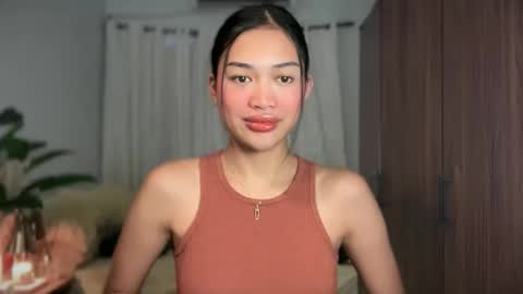 Vivian online show from 05.12.26