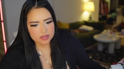 Vivi online show from 01.17.25