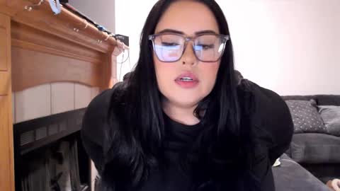 Vivi online show from 03.04.25