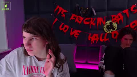 Snapshot of viviarangendy chatting on 11.01.25 VIVIARAGENDY online show from 11.01.25