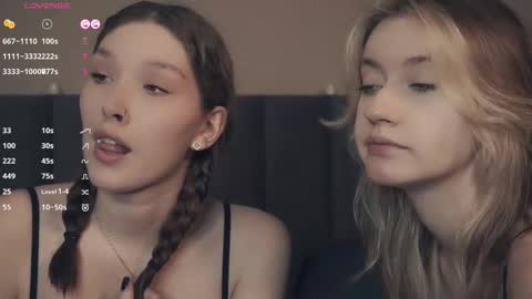 Nelly and Mari online show from 02.20.25