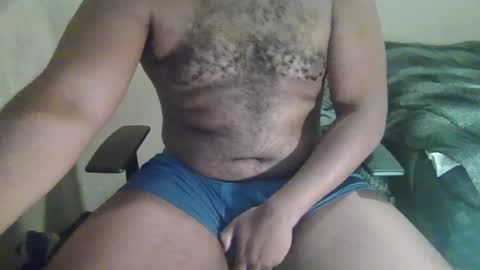 Snapshot of vividerblock45 chatting on 10.31.25 youngbbc538 online show from 10.31.25