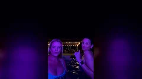 Snapshot of vivienesky chatting on 05.17.26 vivienesky online show from 05.17.26
