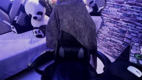 vivienne hadid online show from 07.14.26