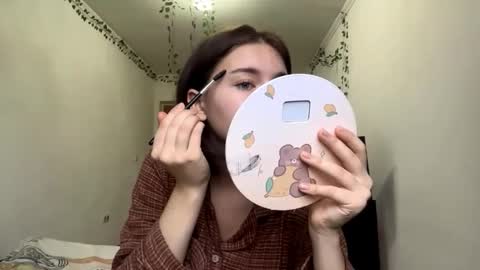 Snapshot of viviennebreihan chatting on 11.09.25 Vivi online show from 11.09.25