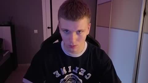 Snapshot of vivienneee777 chatting on 02.27.26 Nikita online show from 02.27.26