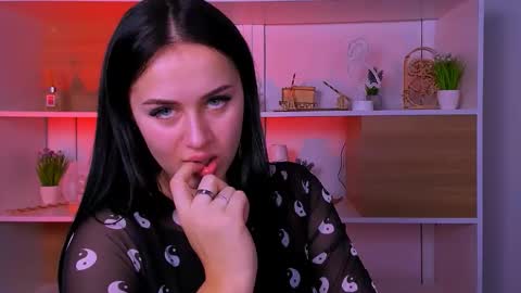 vivy_star online show from 10.26.25