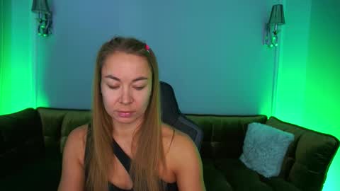 Ur Lady online show from 10.15.25