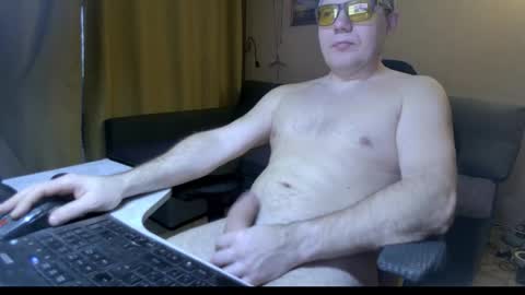 Snapshot of vladnaked chatting on 02.26.26 Like Mike online show from 02.26.26
