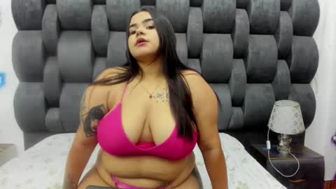 Snapshot of vlisper chatting on 02.05.26 Lis online show from 02.05.26