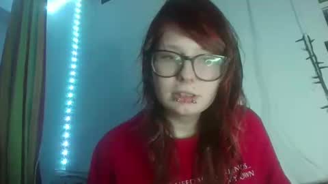 Snapshot of vmpbitez chatting on 02.27.25 angel online show from 02.27.25