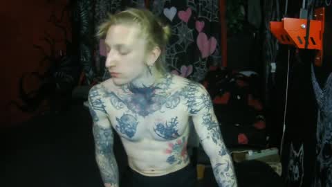 Snapshot of voldan_elf chatting on 04.03.26 Elf online show from 04.03.26