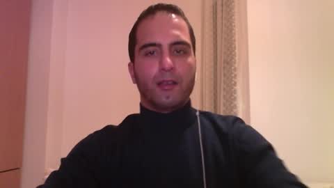 Snapshot of volve5 chatting on 01.05.25 volve5 online show from 01.05.25