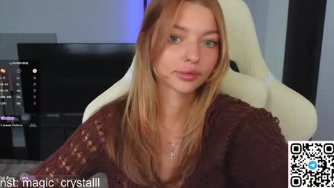 Snapshot of vopooo chatting on 04.24.26 Aliceinst magic crystalll online show from 04.24.26
