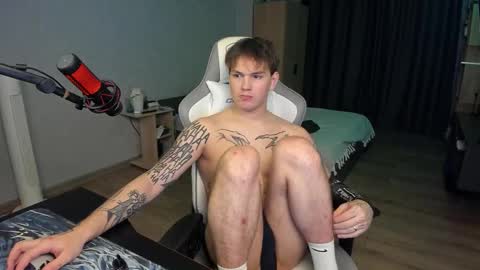 Snapshot of vova_belkin_ chatting on 11.19.25 vova online show from 11.19.25