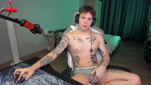 Snapshot of vova_belkin_ chatting on 11.24.25 vova online show from 11.24.25