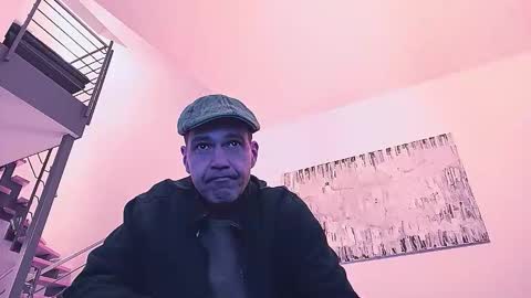 Snapshot of voyeuredeluxe chatting on 02.27.26 voyeuredeluxe online show from 02.27.26