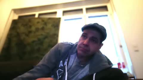 Snapshot of voyeuredeluxe chatting on 03.16.26 voyeuredeluxe online show from 03.16.26