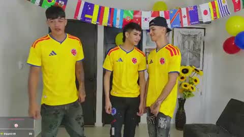 voyeurism_guys online show from 06.23.26