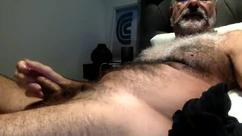 Snapshot of vpc chatting on 11.24.25 Enjoy guys of all ages if you are not on cam please dont ask for requests if i dont respond dont think im ignoring you i online show from 11.24.25