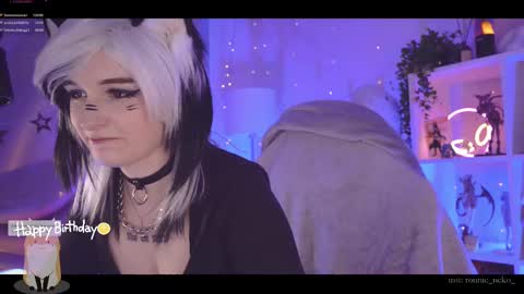 vronnier online show from 02.21.25