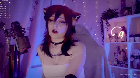 vronnier online show from 09.20.25