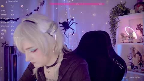 vronnier online show from 11.13.25