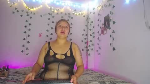 vsleyandlunaper online show from 06.16.26