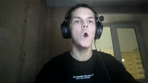 Snapshot of vtvkv chatting on 12.17.25 vtvkv online show from 12.17.25