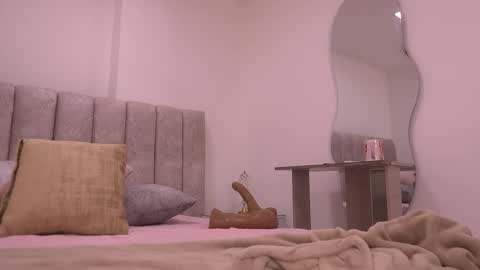 Violeta online show from 11.11.25