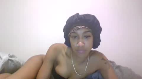 Snapshot of vvlk2112 chatting on 11.28.25 vvlk2112 online show from 11.28.25