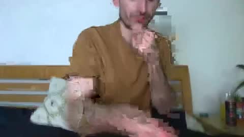 Snapshot of vwelad6969 chatting on 01.05.25 hung boy online show from 01.05.25