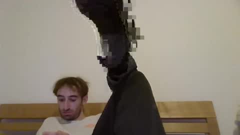 Snapshot of vwelad6969 chatting on 01.13.25 hung boy online show from 01.13.25