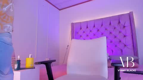 Vynny Blacke online show from 11.03.25